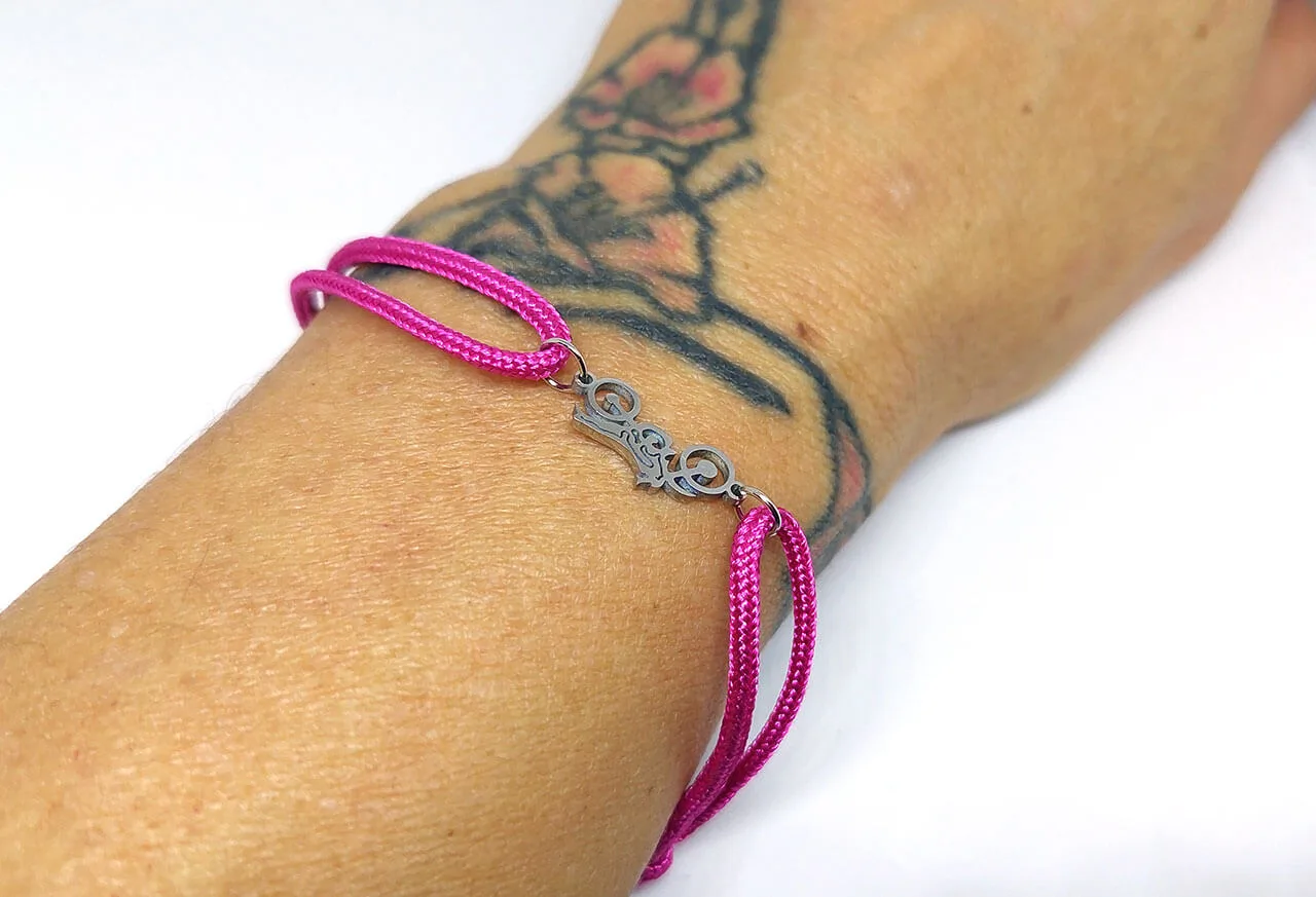 Rózsaszín micro-paracord karkötő motoros medállal 4 Rózsaszín micro-paracord karkötő motoros medállal
